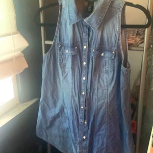 White House Black Market denim snap front sleeveless top